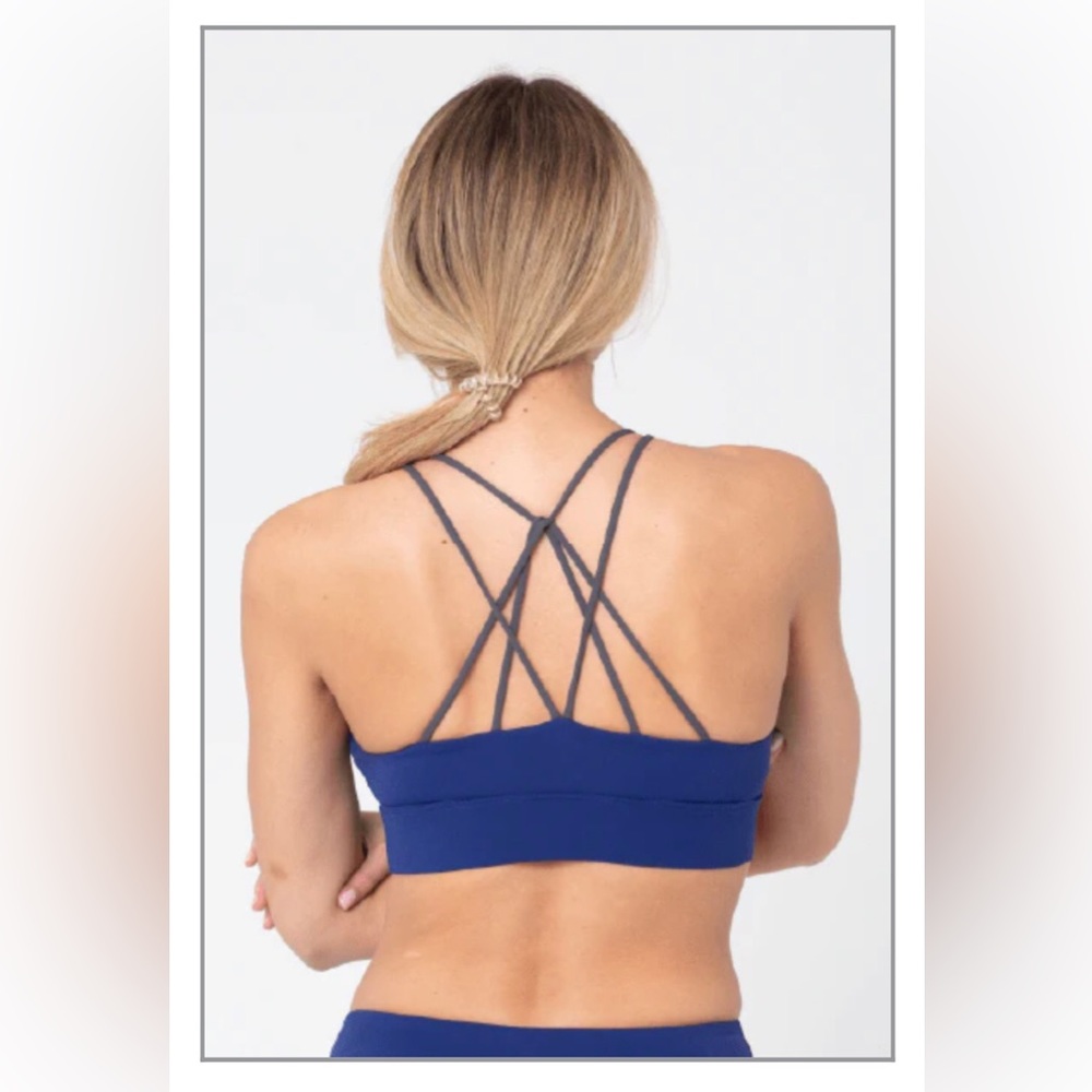 NWT Whisper Active Lola Bra